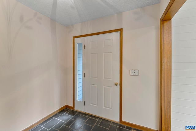 7 Spoon Ter, Palmyra, VA 22963 - entrance foyer with baseboards and a textured ceiling