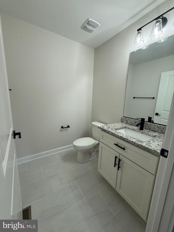 627 Harrison Cir, Locust Grove, VA 22508 - photo 24