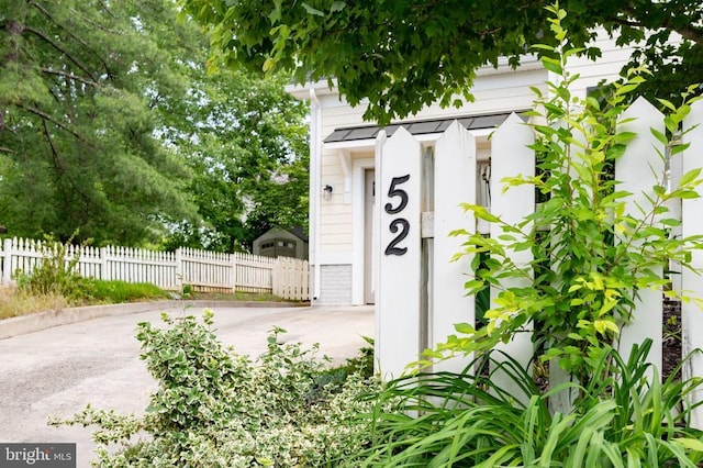 52 N St, Warrenton, VA 20186 - view of community sign