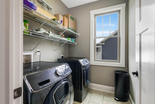 17 Mcilwee Ln, Staunton, VA 24401 - laundry area with washer and clothes dryer and baseboards