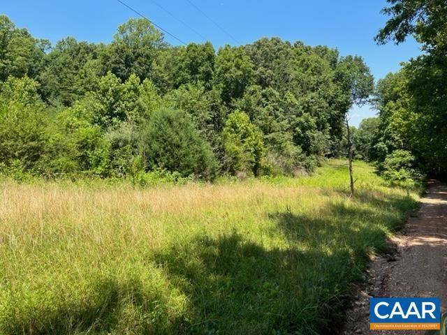 1 Payne Pl, Gladstone, VA 24553