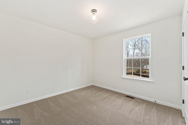 6000 Bills Rd, Mineral, VA 23117 - empty room featuring carpet and baseboards