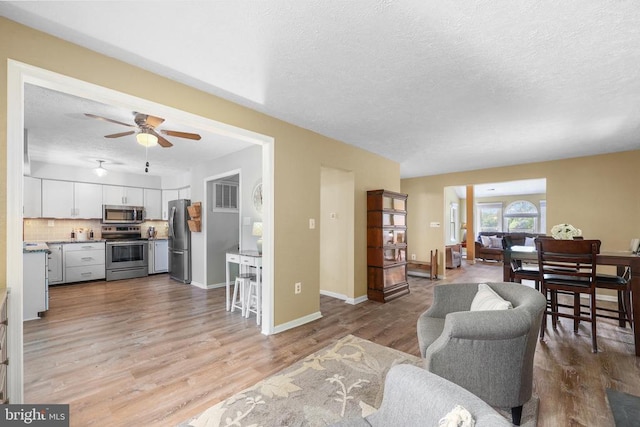 9235 Lees Ridge Rd, Warrenton, VA 20186 - photo 12