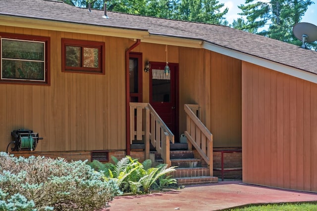 616 Lynn Ln, Waynesboro, VA 22980 - view of exterior entry featuring a shingled roof