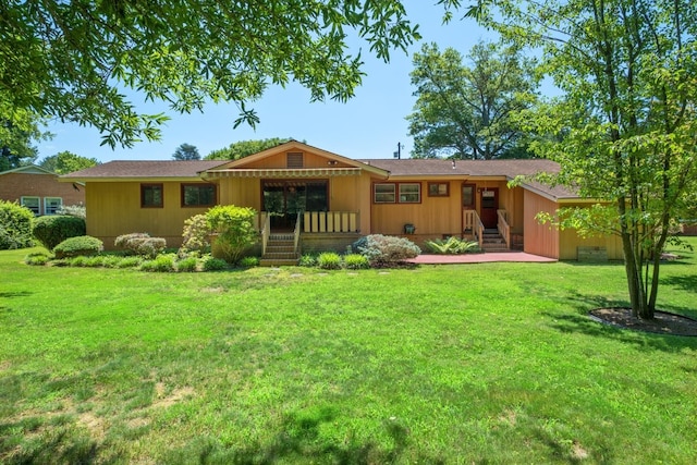 616 Lynn Ln, Waynesboro, VA 22980 - back of property featuring a yard