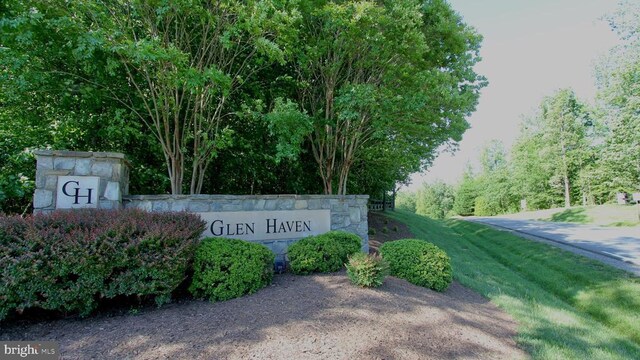 7308 Glenhaven Dr, Fredericksburg, VA 22407 - view of community sign