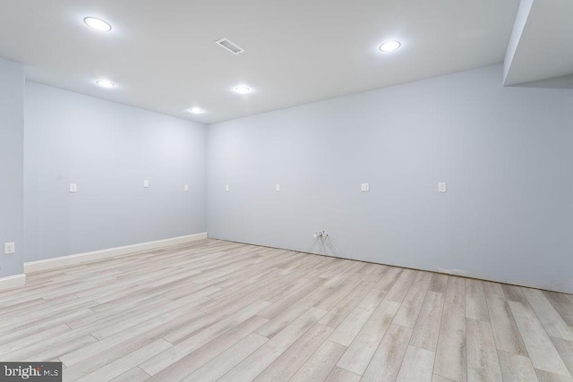 7308 Glenhaven Dr, Fredericksburg, VA 22407 - unfurnished room featuring light wood finished floors and recessed lighting