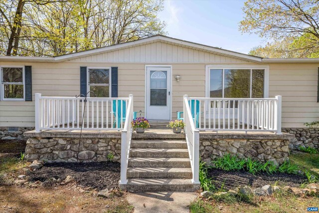 817 Brownings Cv, Shipman, VA 22971 - view of front of house with a porch