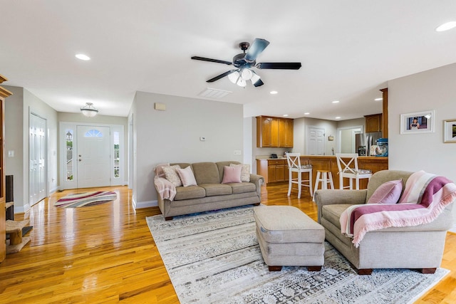 902 Waterton St, Staunton, VA 24401 - living room featuring light wood-style flooring, recessed lighting, and ceiling fan