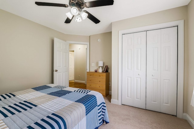 902 Waterton St, Staunton, VA 24401 - bedroom featuring a closet, light carpet, and a ceiling fan