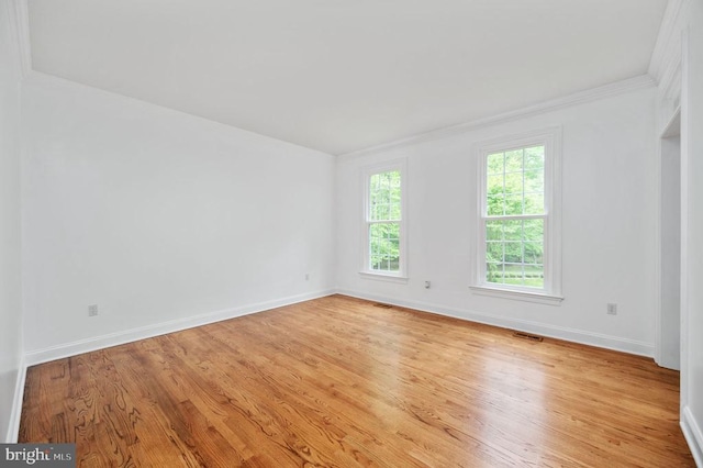 13904 Hunting Run Dr, Fredericksburg, VA 22407 - empty room featuring baseboards, light wood-type flooring, and ornamental molding