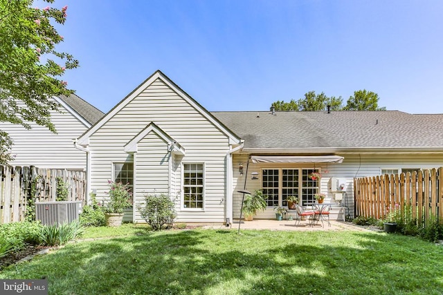 9204 Saint Andrews Ln, Fredericksburg, VA 22408 - back of house featuring a patio