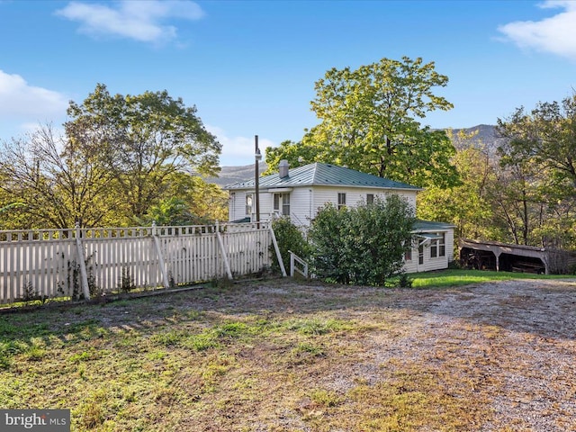 772 Kauffmans Mill Rd, Luray, VA 22835 - view of yard with fence and a mountain view