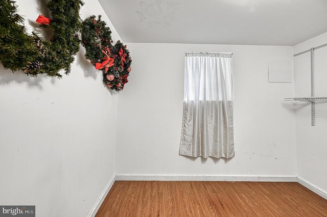 7312 Sugar Hollow Rd, Orange, VA 22960 - empty room with wood finished floors and baseboards