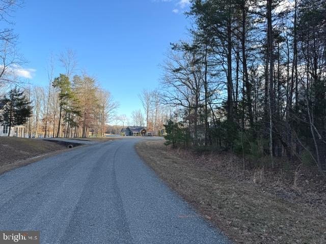 Acorn Dr, Mineral, VA 23117