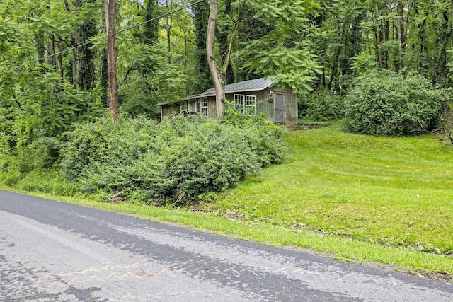 8196 Bow Bender Ln, Singers Glen, VA 22850 - view of grassy yard featuring a view of trees