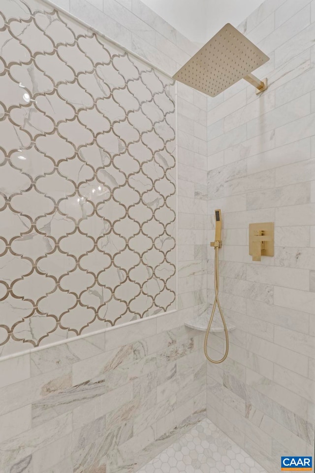 1108 E Jefferson St, Charlottesville, VA 22902 - bathroom with tiled shower