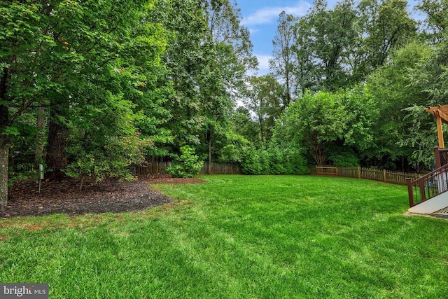 519 Cardinal Ln, Warrenton, VA 20186 - view of yard