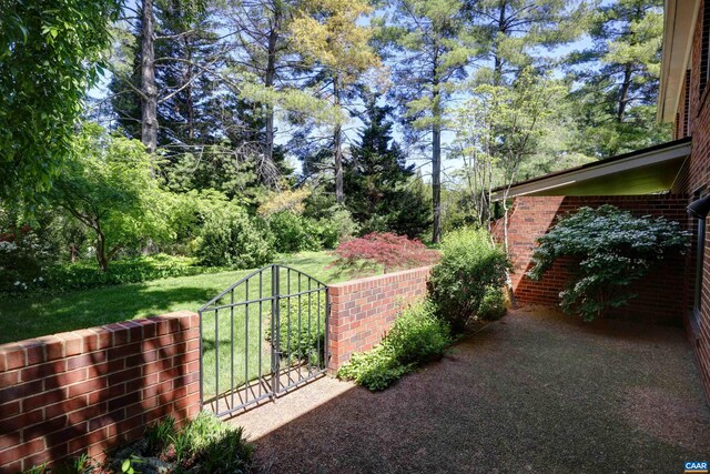 560 Worthington Dr, Charlottesville, VA 22903 - floor plan / room layout