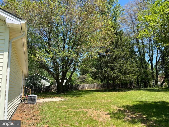377 Cleveland St, Warrenton, VA 20186 - view of yard