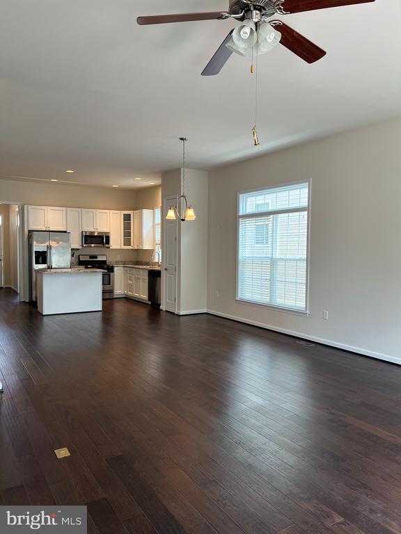 5716 Spring Arbor Cir, Fredericksburg, VA 22407 - photo 6