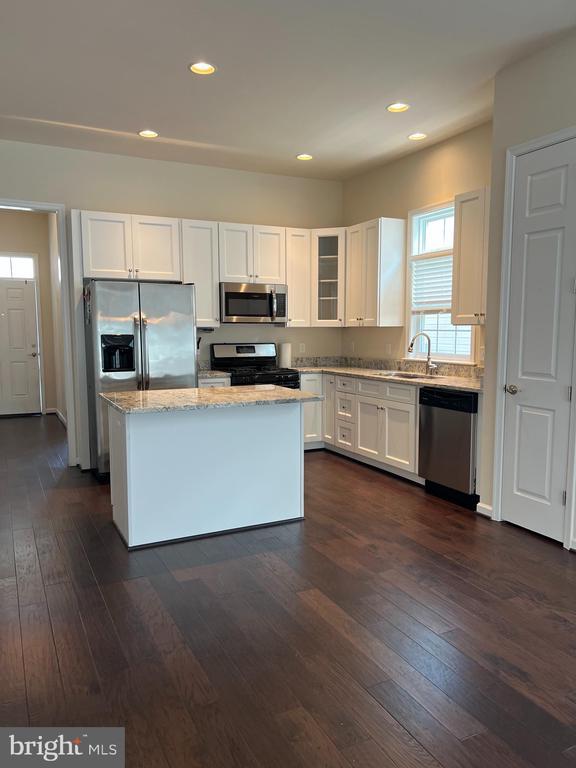 5716 Spring Arbor Cir, Fredericksburg, VA 22407 - photo 2