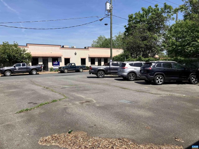 715 Dale Ave, Charlottesville, VA 22903
