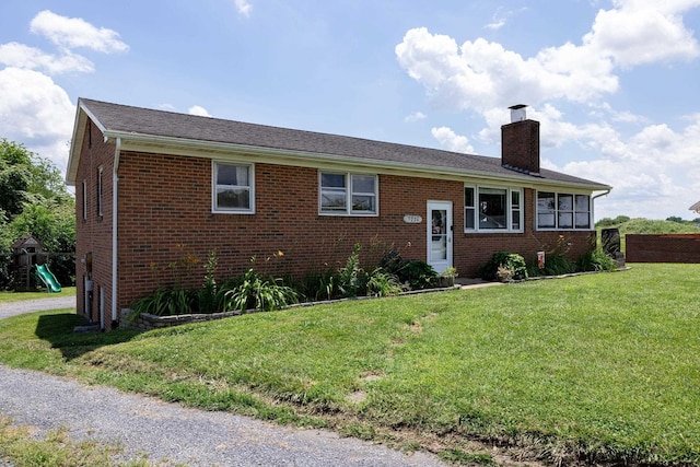 5226 Dogwood Dr, Mount Jackson, VA 22842 - ranch-style home with a chimney and brick siding