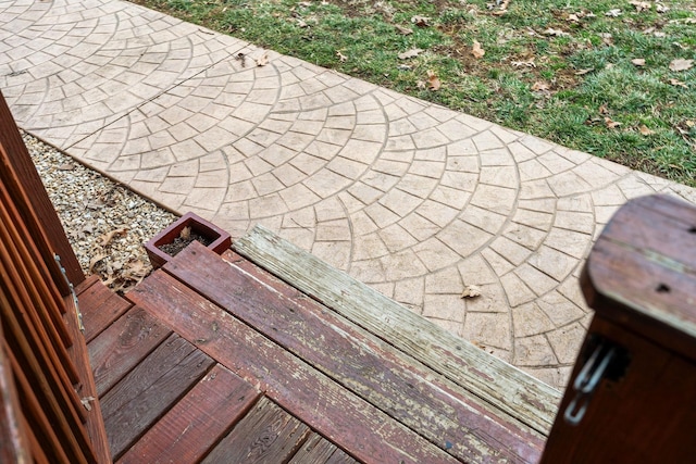 view of exterior details