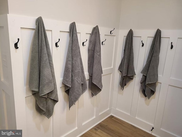 150 Winchester Trl, Mineral, VA 23117 - mudroom featuring wood finished floors