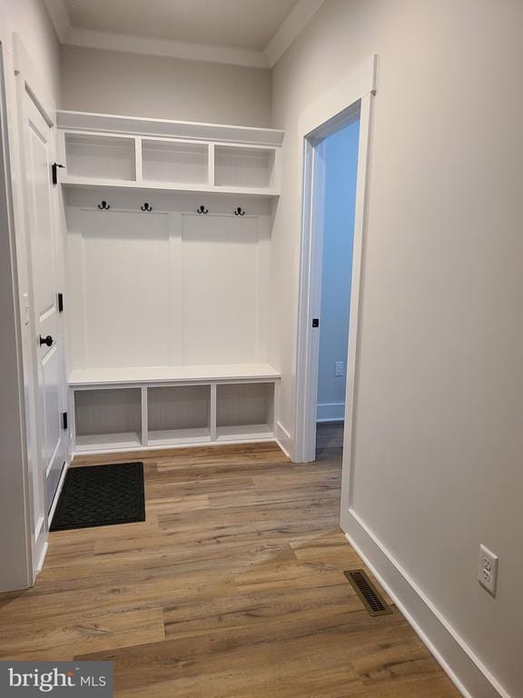 150 Winchester Trl, Mineral, VA 23117 - mudroom with wood finished floors and ornamental molding