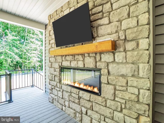 150 Winchester Trl, Mineral, VA 23117 - detailed view of a stone fireplace and stone siding