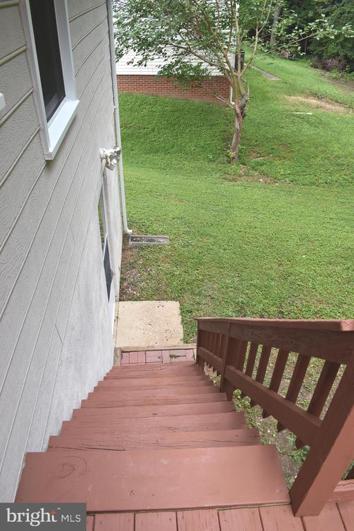 5036 Tara Dr, Fredericksburg, VA 22407 - photo 36