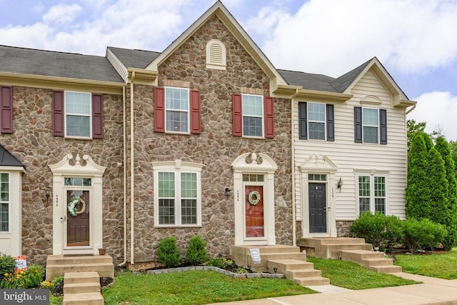 4556 Alliance Way, Fredericksburg, VA 22408 - multi unit property featuring stone siding