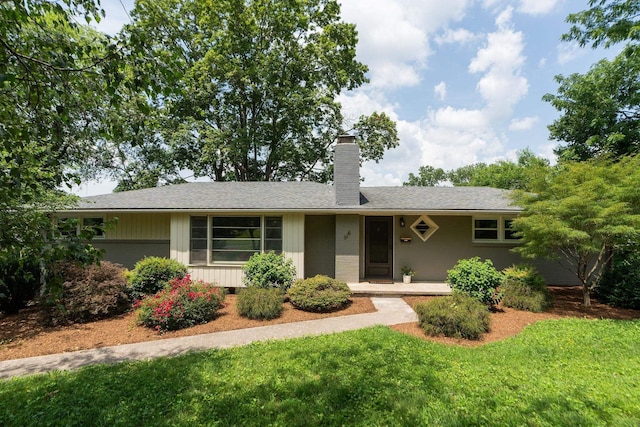 916 Selma Blvd, Staunton, VA 24401 - single story home with a chimney, a front yard, and brick siding