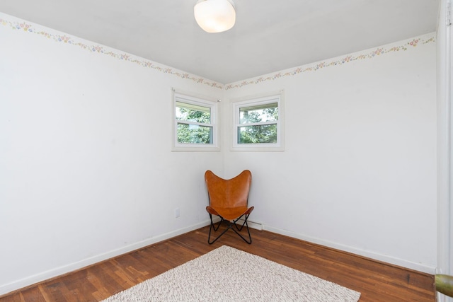 916 Selma Blvd, Staunton, VA 24401 - living area featuring wood finished floors