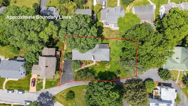 916 Selma Blvd, Staunton, VA 24401 - aerial perspective of suburban area featuring property boundaries highlighted