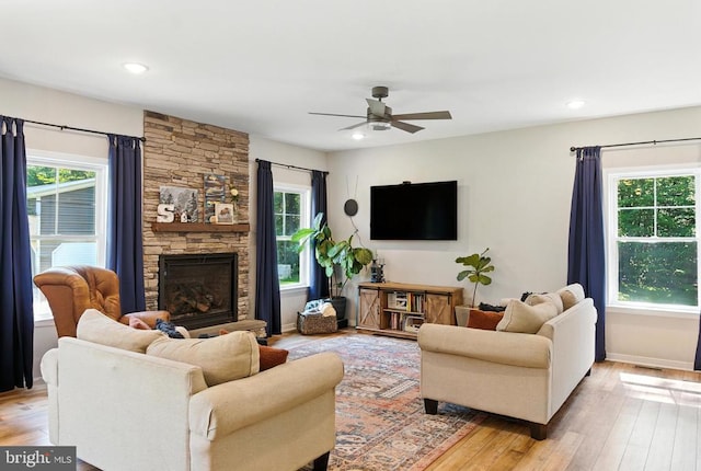 275 Freestyle Ln, Mineral, VA 23117 - living area with ceiling fan, plenty of natural light, light wood-style floors, and recessed lighting