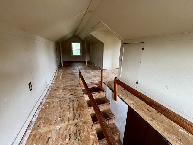 204 Dogwood St, Waynesboro, VA 22980 - additional living space with vaulted ceiling
