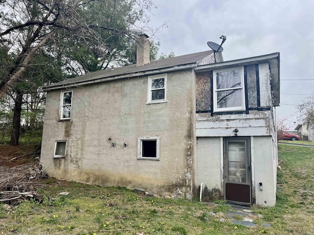 204 Dogwood St, Waynesboro, VA 22980 - back of property featuring a chimney and stucco siding