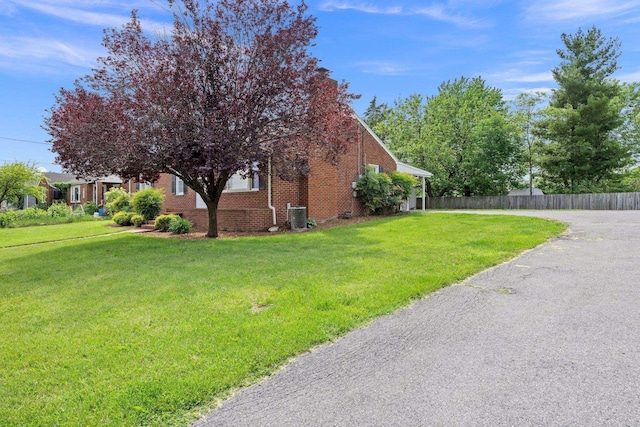 475 Hartman Dr, Harrisonburg, VA 22802 - view of property exterior with brick siding and a cooling unit