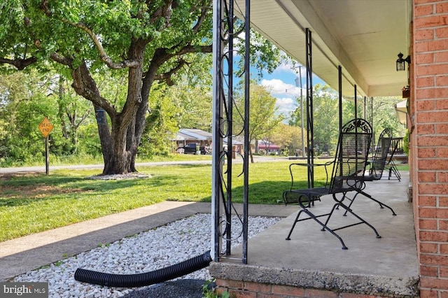316 Grove Ave, Gordonsville, VA 22942 - view of patio