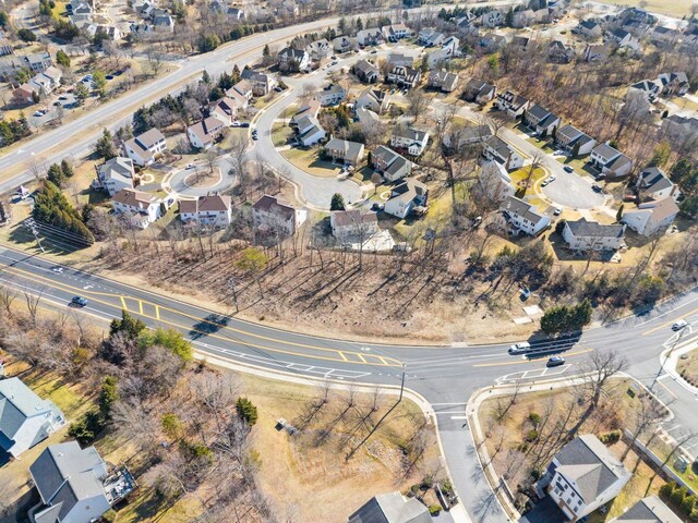 20576 Ashburn Rd, Ashburn, VA 20147