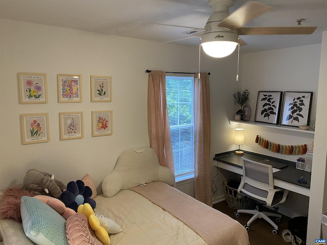 bedroom with a ceiling fan