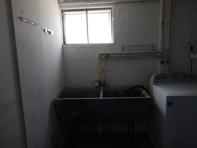 8445 James Monroe Hwy, Culpeper, VA 22701 - washroom featuring washer / dryer and concrete block wall