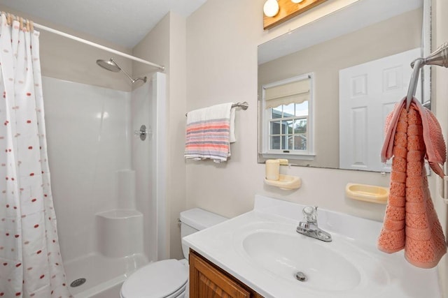 5 Granary Rd, Verona, VA 24482 - bathroom featuring curtained shower, vanity, and toilet