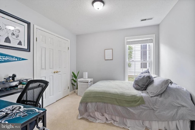 1538 Willow St, Culpeper, VA 22701 - bedroom featuring carpet and a textured ceiling