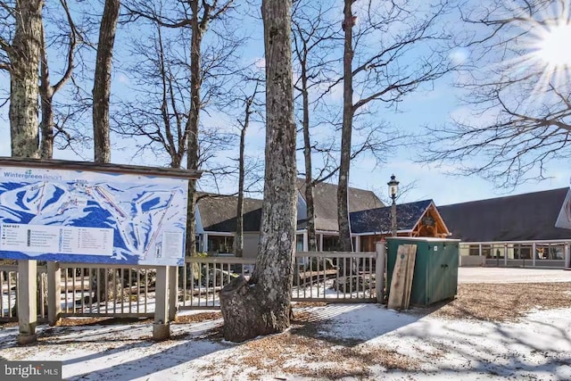 786 Laurelwood, Condos, VA 22967 - view of front of property with fence
