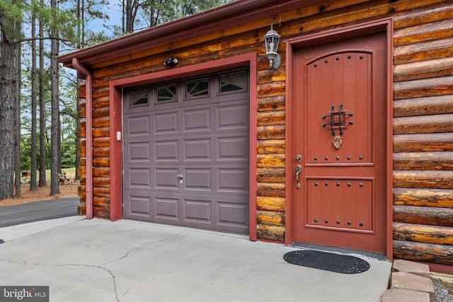 362 Dell Perkins Rd, Louisa, VA 23093 - garage featuring driveway