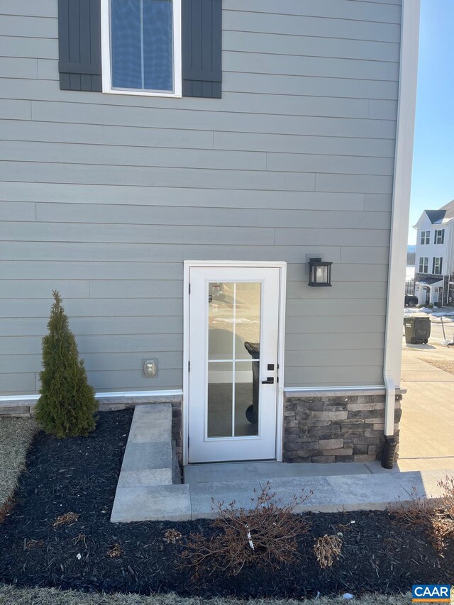 view of property entrance